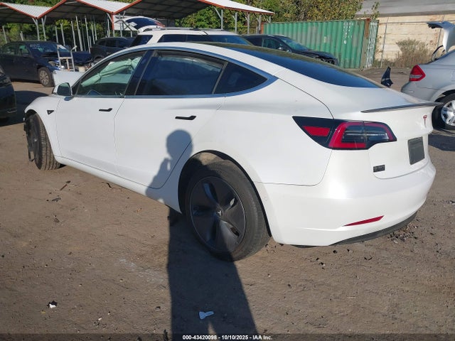 2020 TESLA MODEL 3 5YJ3E1EA3LF504179 Photo 2