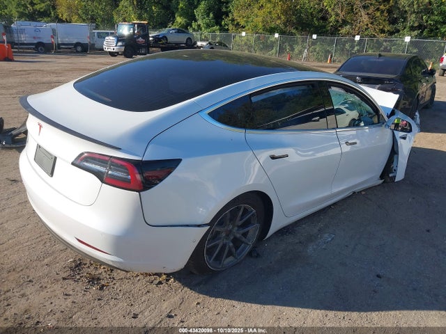 2020 TESLA MODEL 3 5YJ3E1EA3LF504179 Photo 3