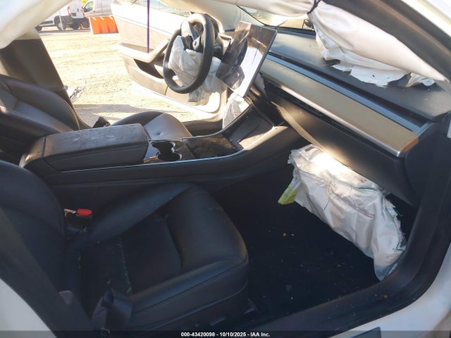 2020 TESLA MODEL 3 5YJ3E1EA3LF504179 Photo 4