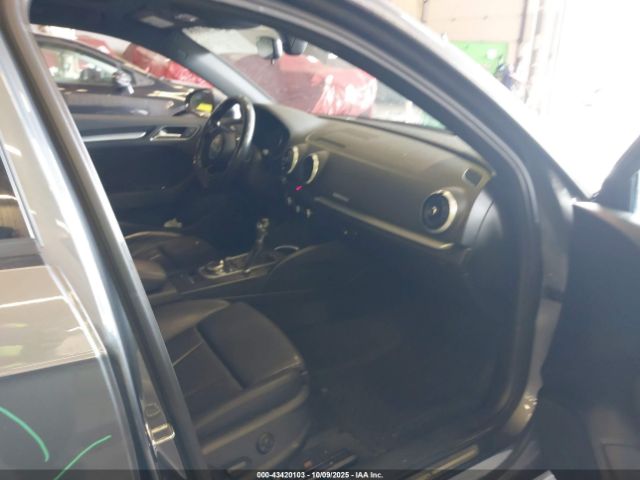 2017 AUDI A3 E-TRON WAUUPBFF1HA076396 Photo 4