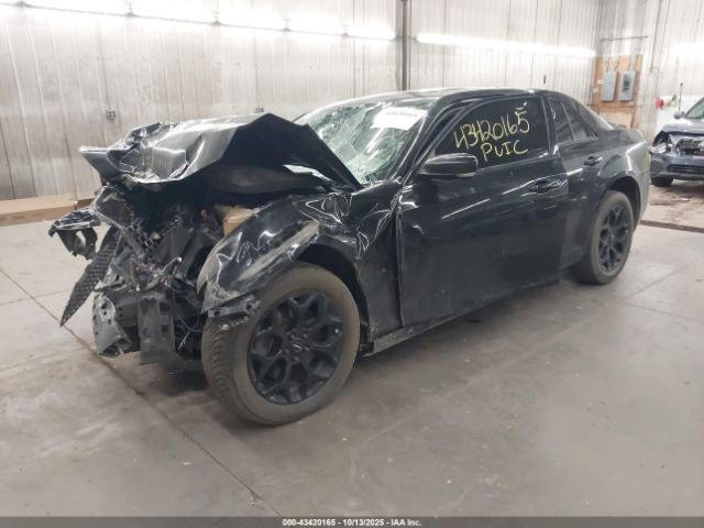 2018 CHRYSLER 300 2C3CCAGG6JH165467 Photo 1