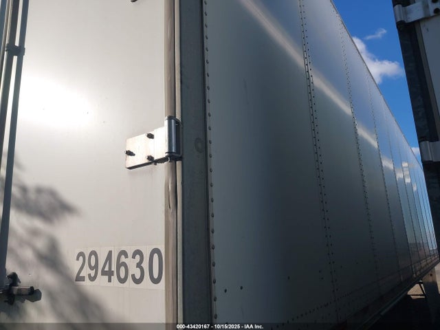 43420167 :رقم المزاد ، 3H3V532CXLR121142 vin ، 2020 Hyundai Translead Inc Semi Trailer مزاد بيع