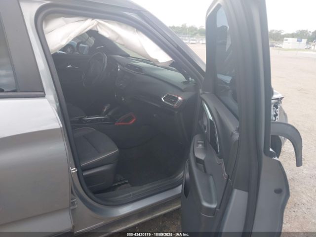 2023 CHEVROLET TRAILBLAZER KL79MTSL1PB118350 Photo 4