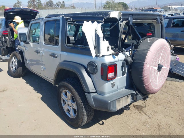 1C4HJXDG1NW241957 Jeep Wrangler Unlimited Sport S 4x4