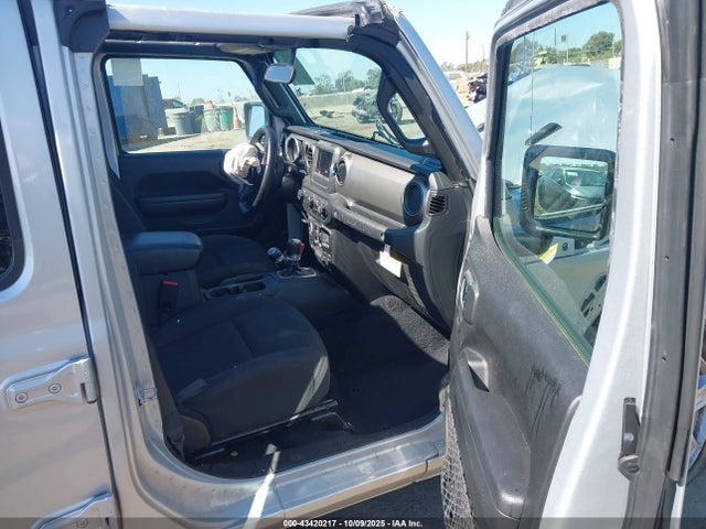 1C4HJXDG1NW241957 Jeep Wrangler Unlimited Sport S 4x4