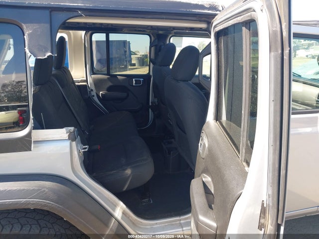 1C4HJXDG1NW241957 Jeep Wrangler Unlimited Sport S 4x4