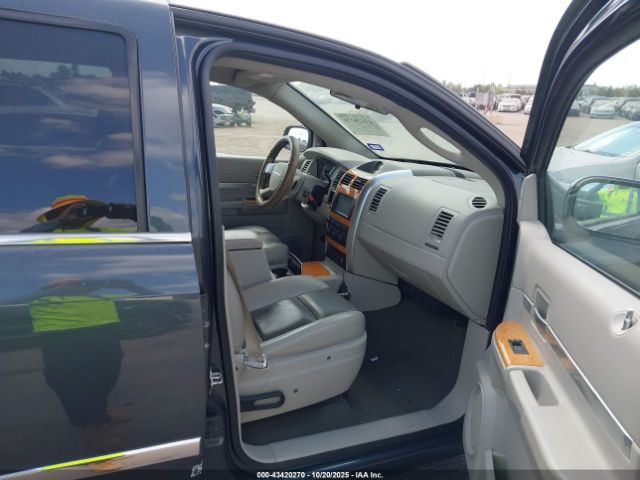 2008 CHRYSLER ASPEN 1A8HX582X8F158171 Photo 4