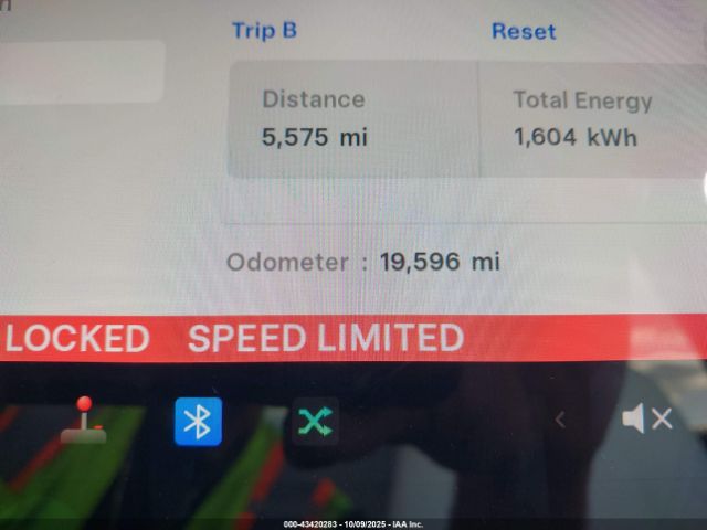 2023 TESLA MODEL Y 7SAYGDEE1PF947492 Photo 6