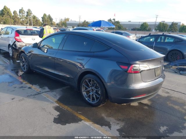 2022 TESLA MODEL 3 5YJ3E1EB7NF169326 Photo 2