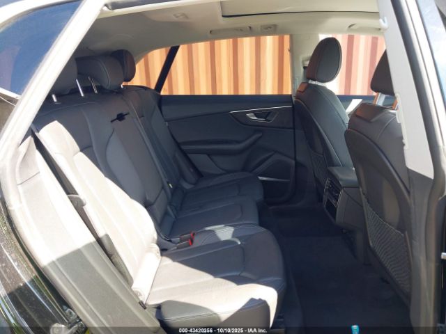 2023 AUDI Q8 WA1EVBF18PD000876 Photo 7
