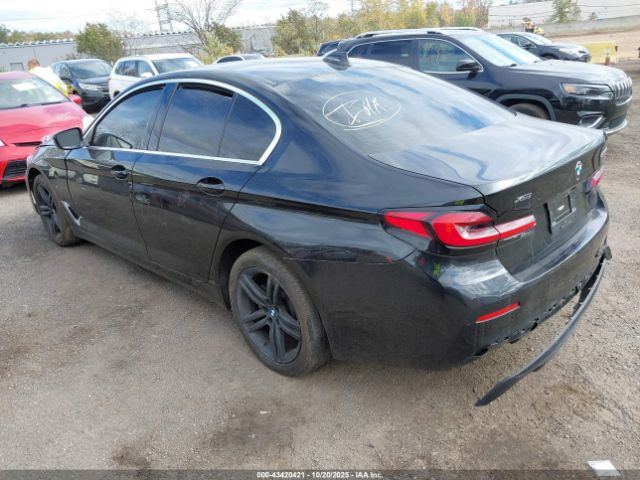 2022 BMW 530 WBA13BJ00NCJ64874 Photo 2