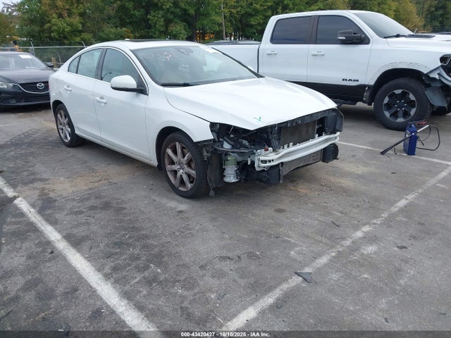 2016 VOLVO S60 YV1612TK8G2406150