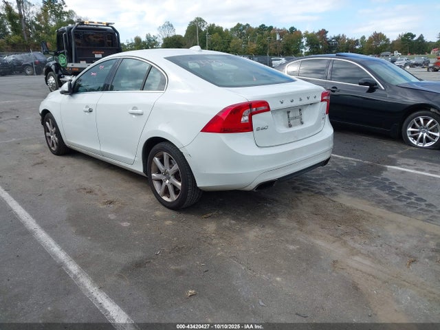 2016 VOLVO S60 YV1612TK8G2406150 Photo 2