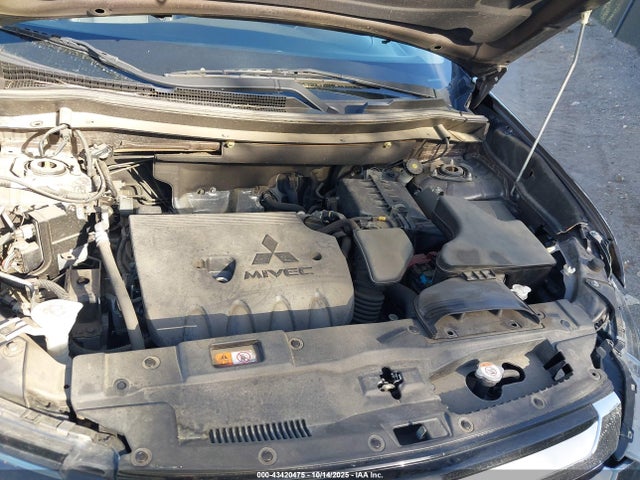 2018 MITSUBISHI OUTLANDER JA4AD3A3XJZ014787 Photo 9