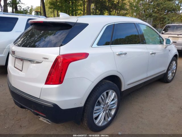 2018 CADILLAC XT5 1GYKNERS1JZ208214 Photo 3