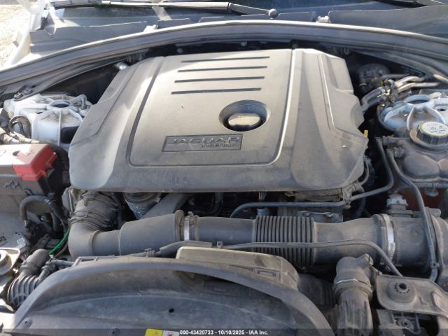 2017 JAGUAR F-PACE SADCK2BN7HA498008 Photo 9