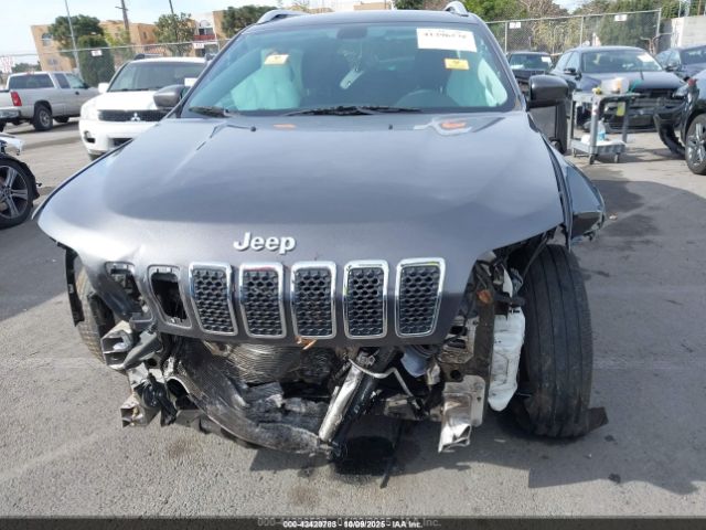 2019 JEEP CHEROKEE 1C4PJLLB1KD366846 Photo 5