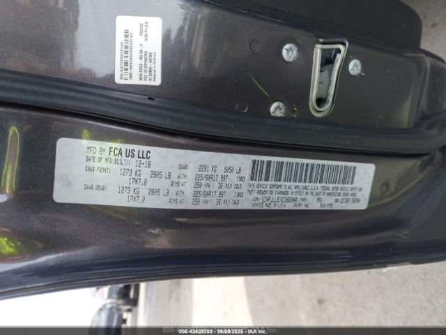 2019 JEEP CHEROKEE 1C4PJLLB1KD366846 Photo 8