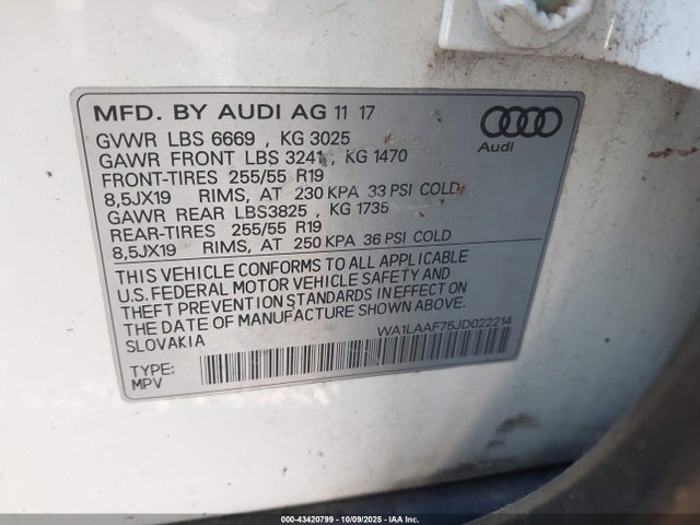 2018 AUDI Q7 WA1LAAF75JD022214 Photo 8