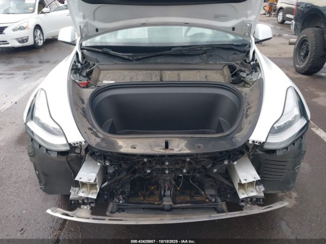 2023 TESLA MODEL Y 7SAYGDEE9PA145270 Photo 9