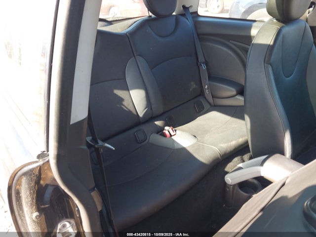 2008 MINI COOPER WMWMF33588TU68204 Photo 7
