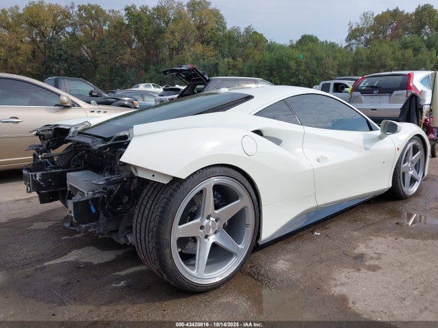 2017 FERRARI 488 GTB ZFF79ALA2H0224625 Photo 3
