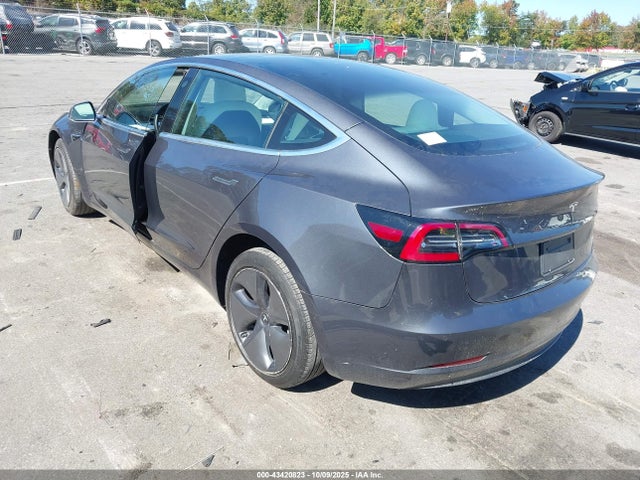2020 TESLA MODEL 3 5YJ3E1EA7LF598910 Photo 2