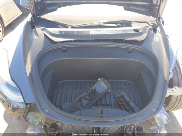 2022 TESLA MODEL 3 5YJ3E1EB0NF276945 Photo 9