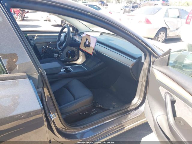 2022 TESLA MODEL 3 5YJ3E1EB0NF276945 Photo 4