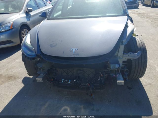 2022 TESLA MODEL 3 5YJ3E1EB0NF276945 Photo 5
