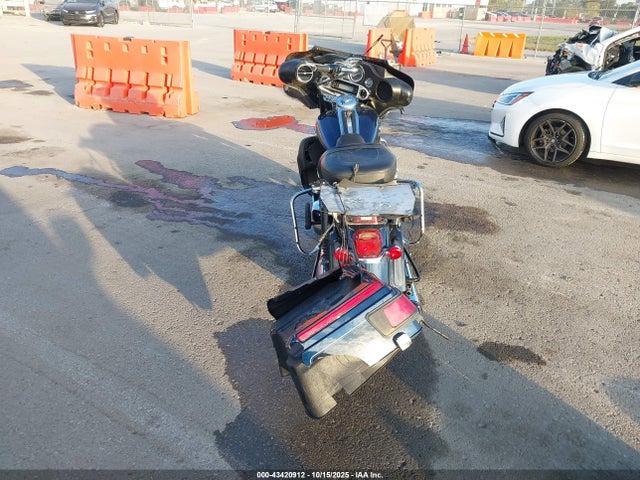 2013 HARLEY-DAVIDSON FLHTCU 1HD1FCM16DB694516 Photo 5