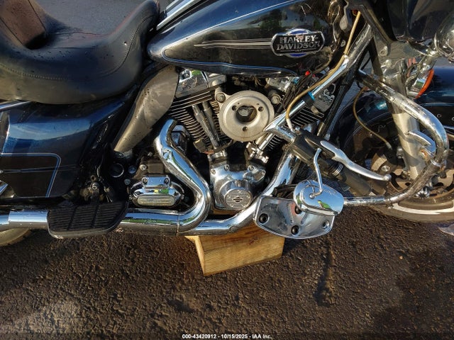 2013 HARLEY-DAVIDSON FLHTCU 1HD1FCM16DB694516 Photo 7