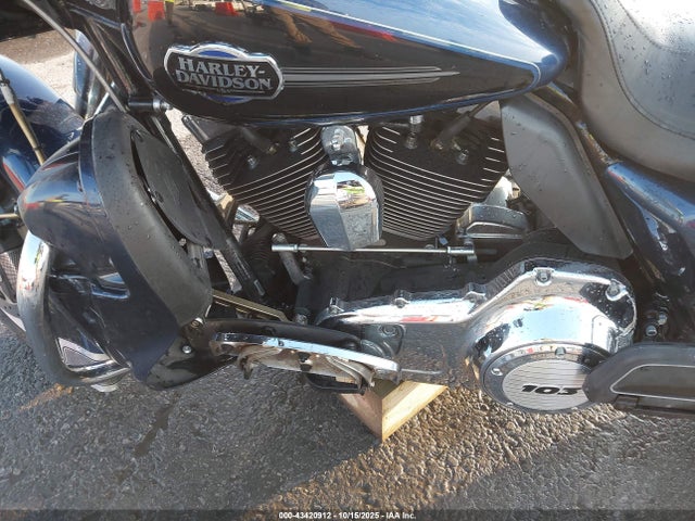 2013 HARLEY-DAVIDSON FLHTCU 1HD1FCM16DB694516 Photo 8