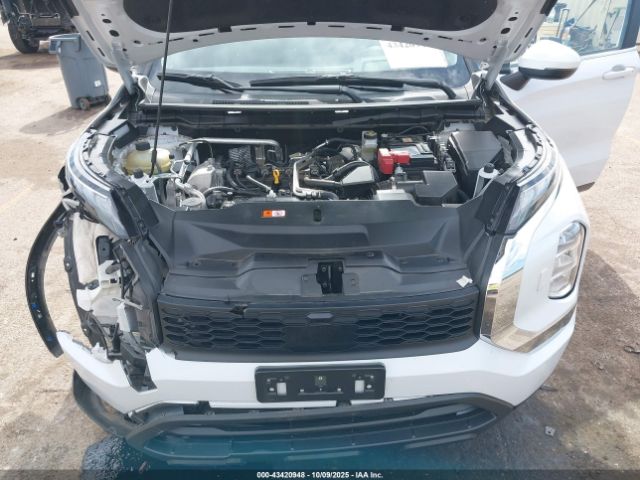 2024 MITSUBISHI OUTLANDER JA4J4UA87RZ038932 Photo 9