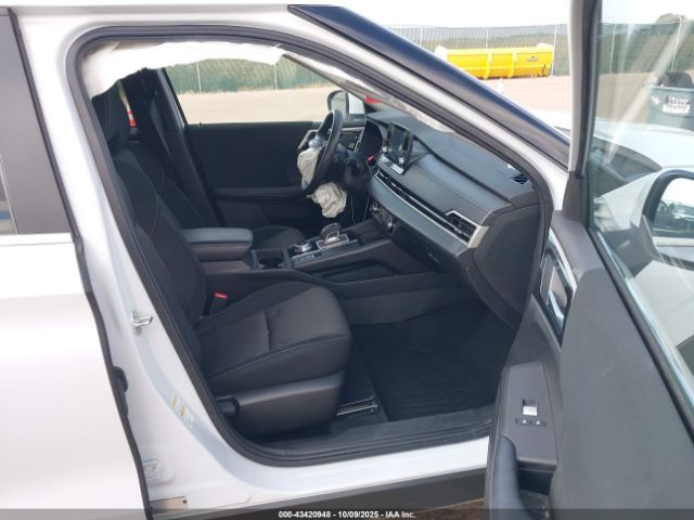 2024 MITSUBISHI OUTLANDER JA4J4UA87RZ038932 Photo 4
