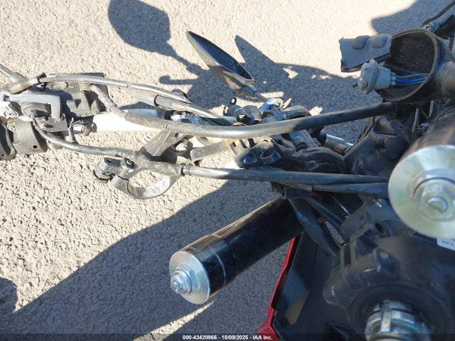 Yamaha FZ09 2017 JYARN53E0HA000921 Image 7