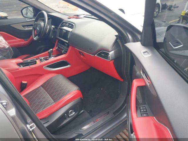 2020 JAGUAR F-PACE SADCZ2EE7LA636226 Photo 4