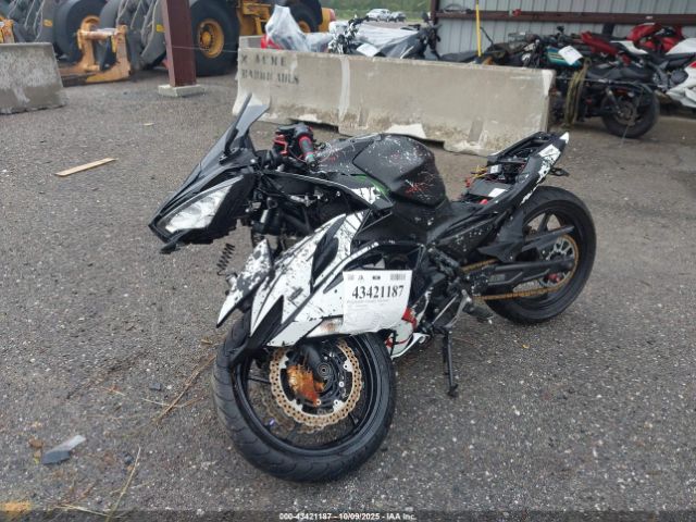 2022 KAWASAKI EX650 ML5EXEM1XNDA59720 Photo 1