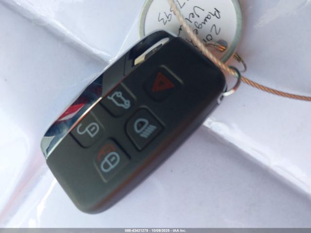 2019 LAND ROVER RANGE ROVER VELAR SALYL2EX8KA217393 Photo 10