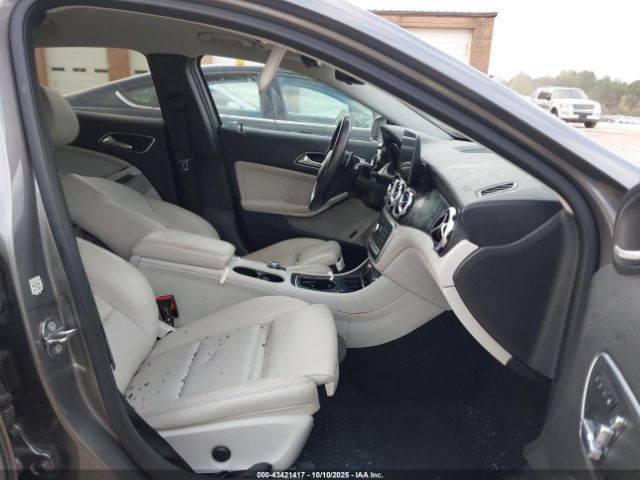2019 MERCEDES-BENZ GLA 250 WDCTG4GB0KJ542441 Photo 4