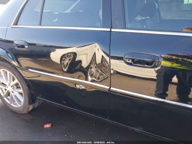 2008 CADILLAC DTS 1G6KD57938U131803 Photo 5