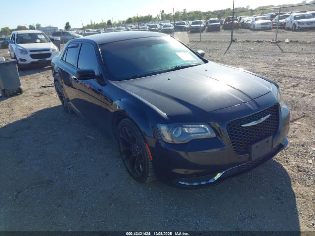2018 CHRYSLER 300 2C3CCAAG4JH293358 Photo 0