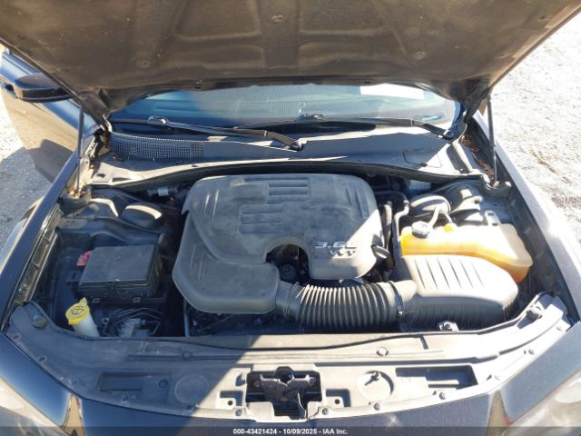 2018 CHRYSLER 300 2C3CCAAG4JH293358 Photo 9