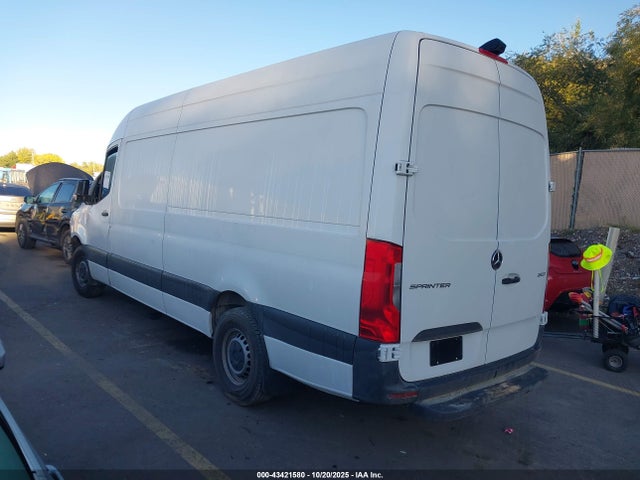 W1Y40CHY0PT137084 Mercedes-Benz Sprinter 2500 High Roof 4-cyl Gas