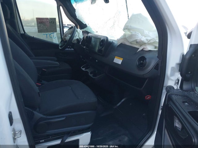 W1Y40CHY0PT137084 Mercedes-Benz Sprinter 2500 High Roof 4-cyl Gas