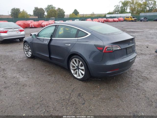 2020 TESLA MODEL 3 5YJ3E1ECXLF586705 Photo 2