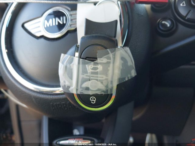 2017 MINI CLUBMAN WMWLN5C30H2E33500 Photo 10