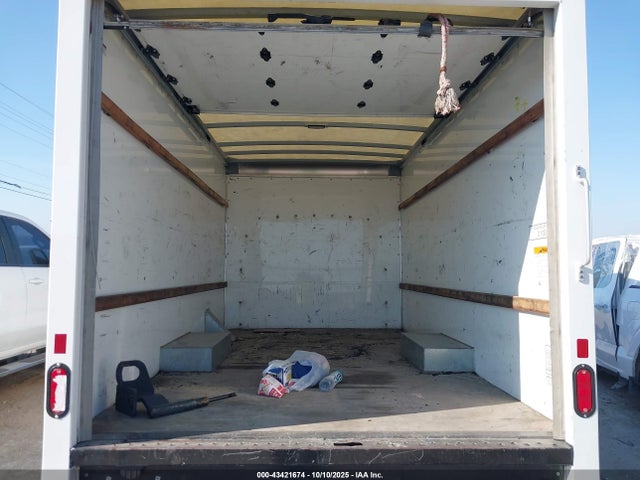 GMC lv1 2022 1GD07RFP0N1168903 Image 6