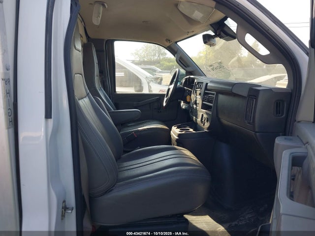 GMC lv1 2022 1GD07RFP0N1168903 Image 7