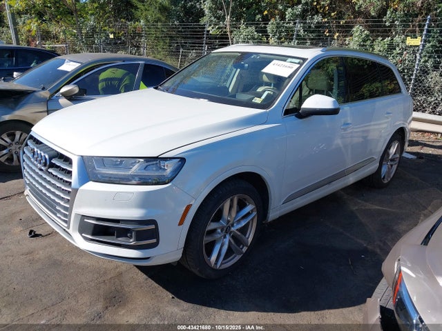 2017 AUDI Q7 WA1VAAF77HD030236 Photo 1